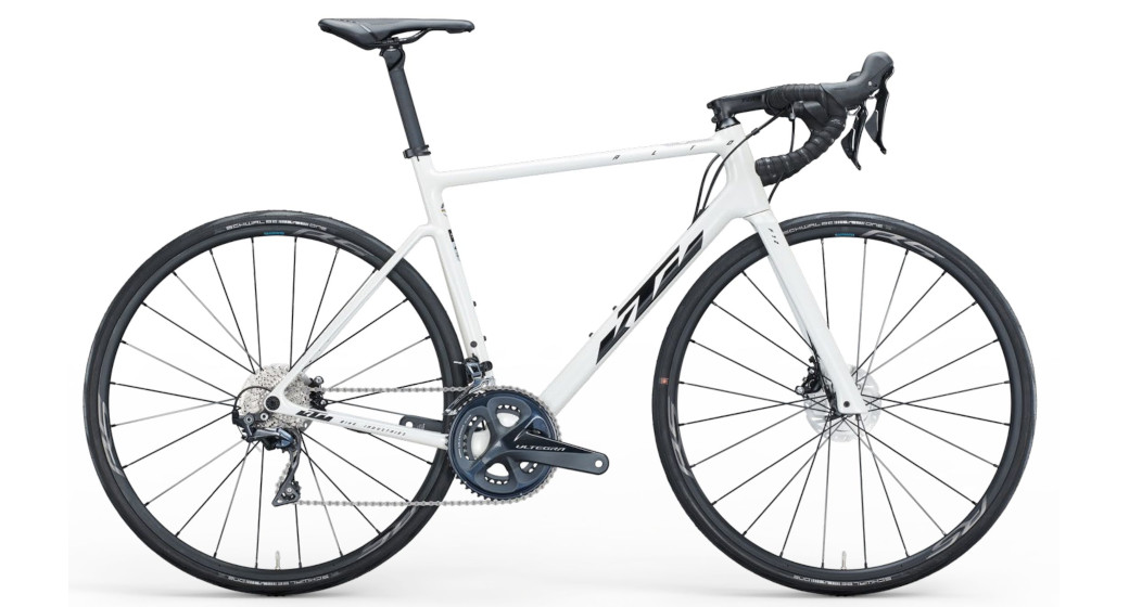 Road: KTM REVELATOR ALTO ELITE